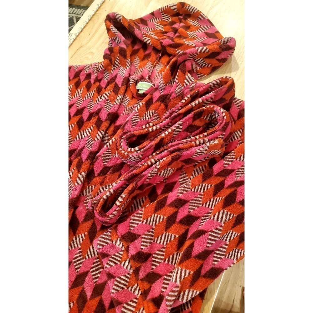 Vera Bradley Geometric Print Terry Short Robe Pink & Red - Picture 8 of 12